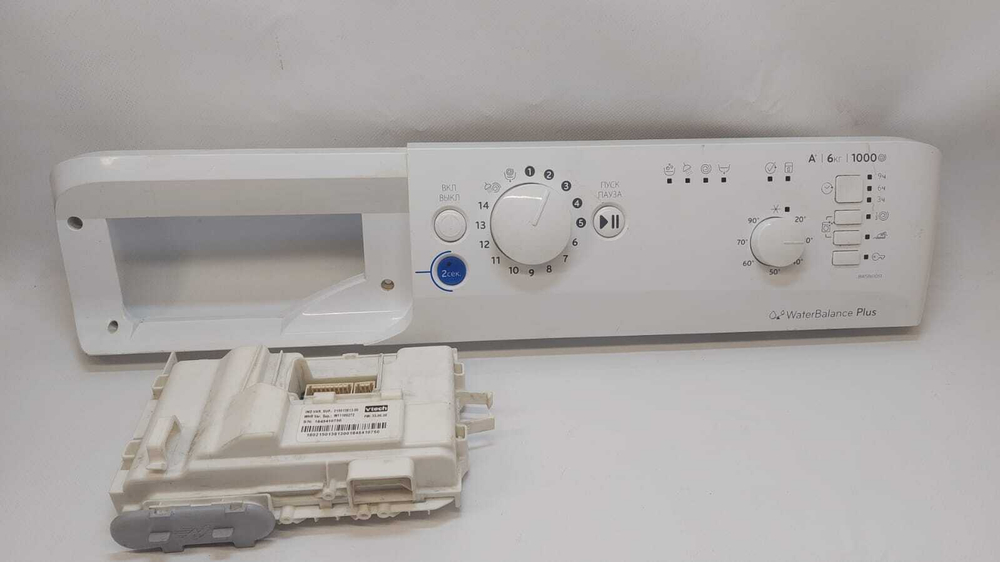 324 Электронный модуль 215013813.00 с панелью индикации 21023315102 для стиральных машин Indesit Ariston C00525781 б/у