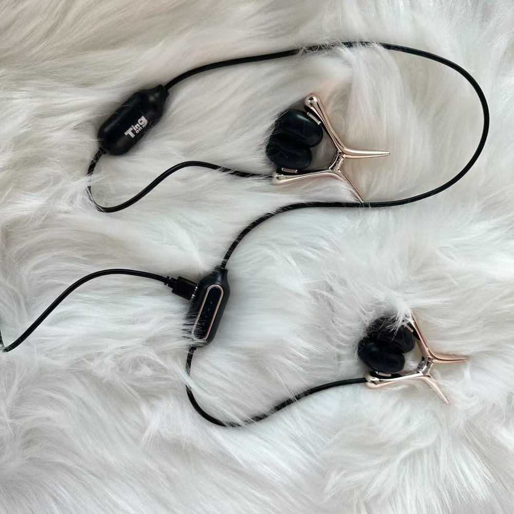 Интерактивные вибрирующие зажимы для сосков N1