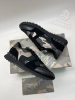 Кроссовки Valentino
