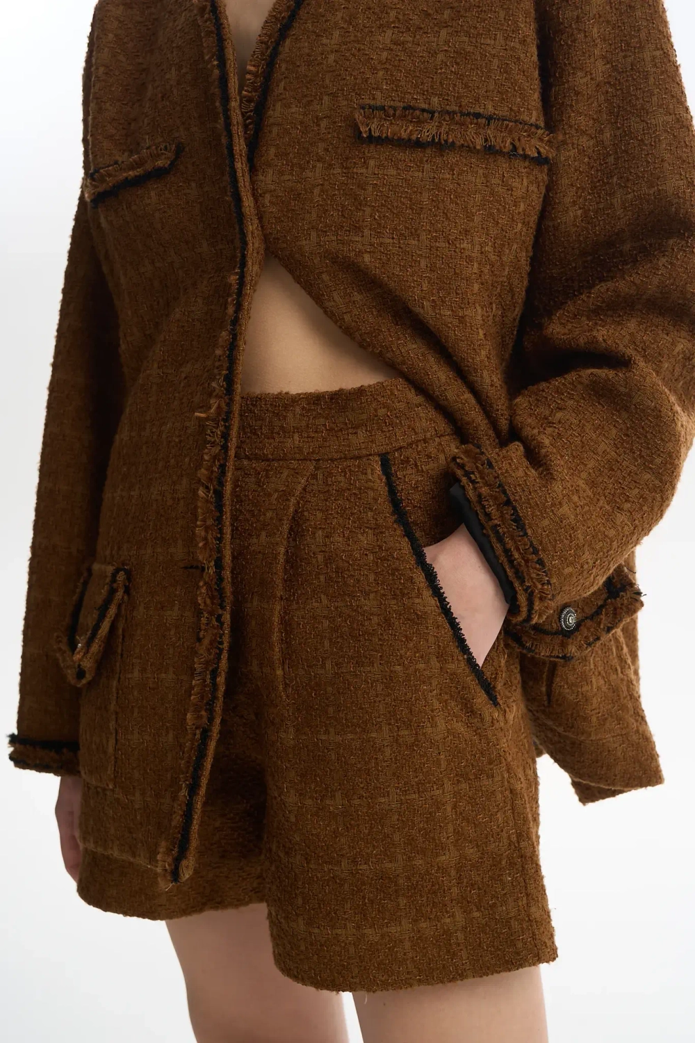 Шорты-мини коричневые