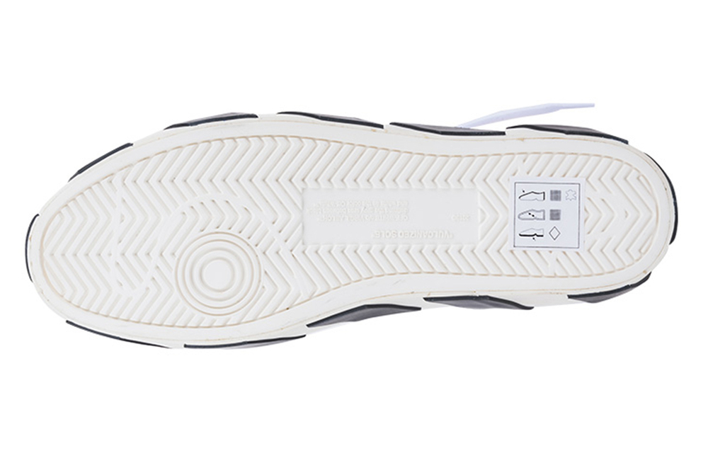 Off-White Vulcanized Mid Top