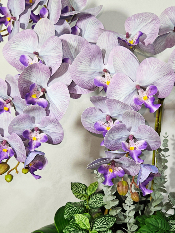 Искусственные орхидеи лиловые 5 веток в кашпо Лофт