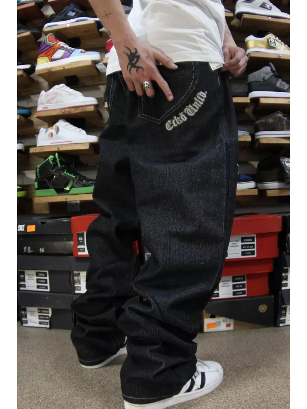 Джинсы прямые широкие трубы от Savitar Shoes Company