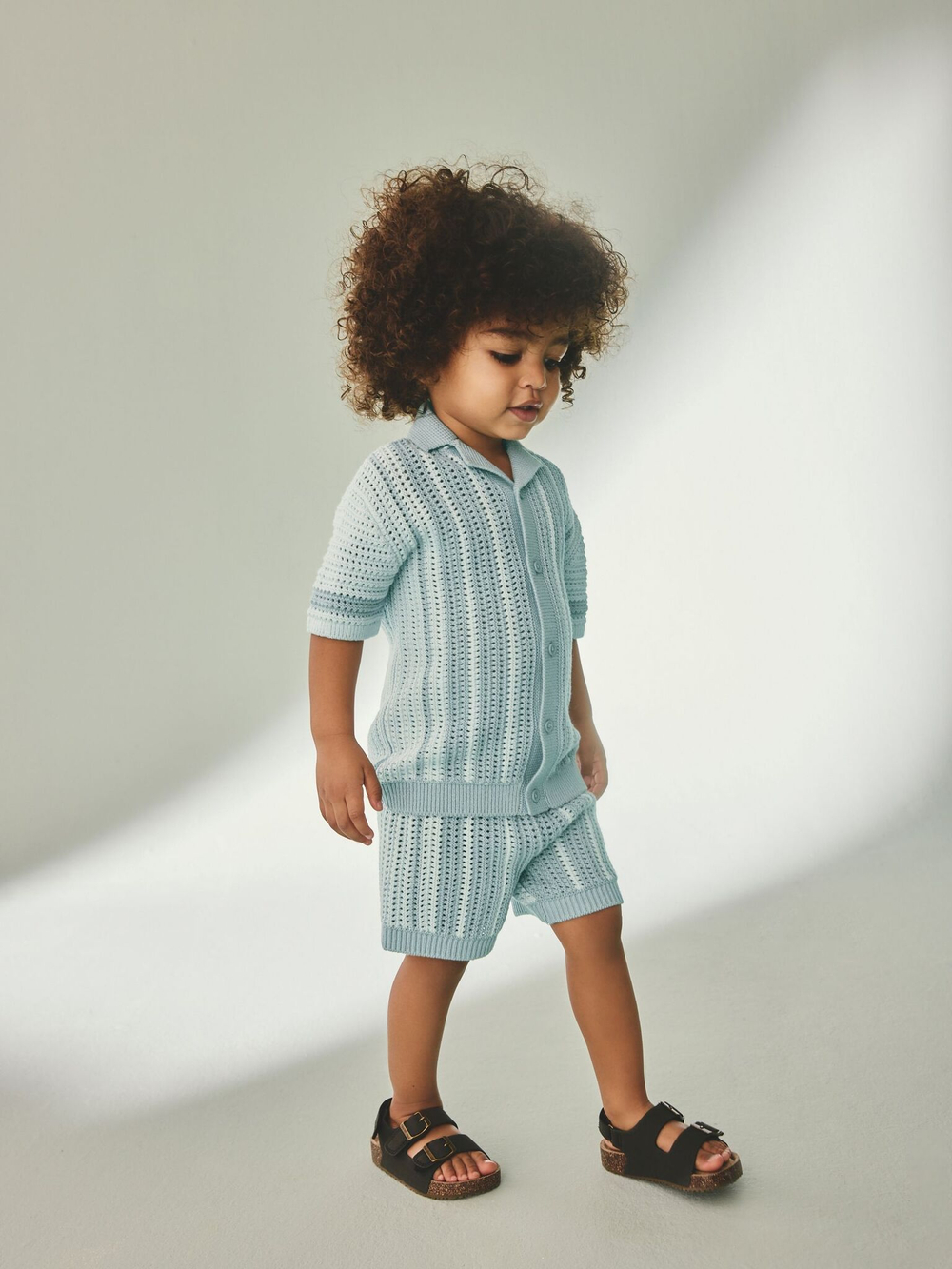 Кардиган вязаный с коротким рукавом и шорты вязаные в комплекте для мальчика Next AA9-516, Голубой