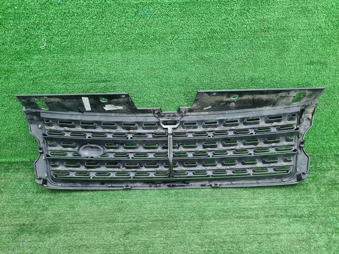 Решетка радиатора Range Rover Vogue 4 L405 (12-17)