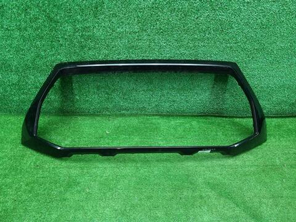 Накладка решетки радиатора Audi RS Q8 (2020-н.в.)