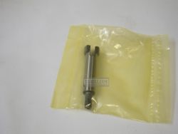 19241-KZZ-D20, 19241-KYJ-900. SHAFT, WATER PUMP