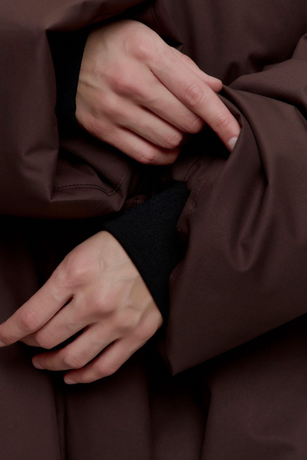 Куртка-баллон зимняя Айсель шоколадного цвета