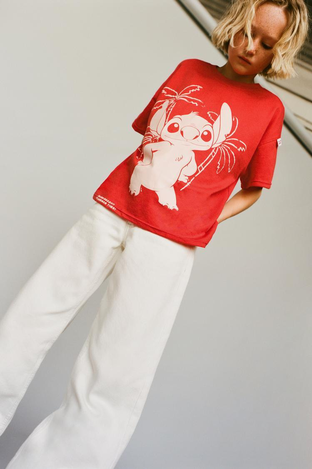 ZARA ФУТБОЛКА С ПРИНТОМ LILO & STITCH © DISNEY И РЕЛЬЕФНОЙ ДЕТАЛЬЮ, КРАСНЫЙ