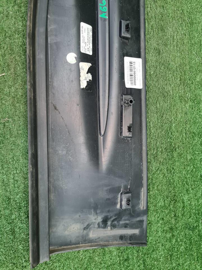 Накладка двери зад. правая Mercedes GLB X247 19-нв