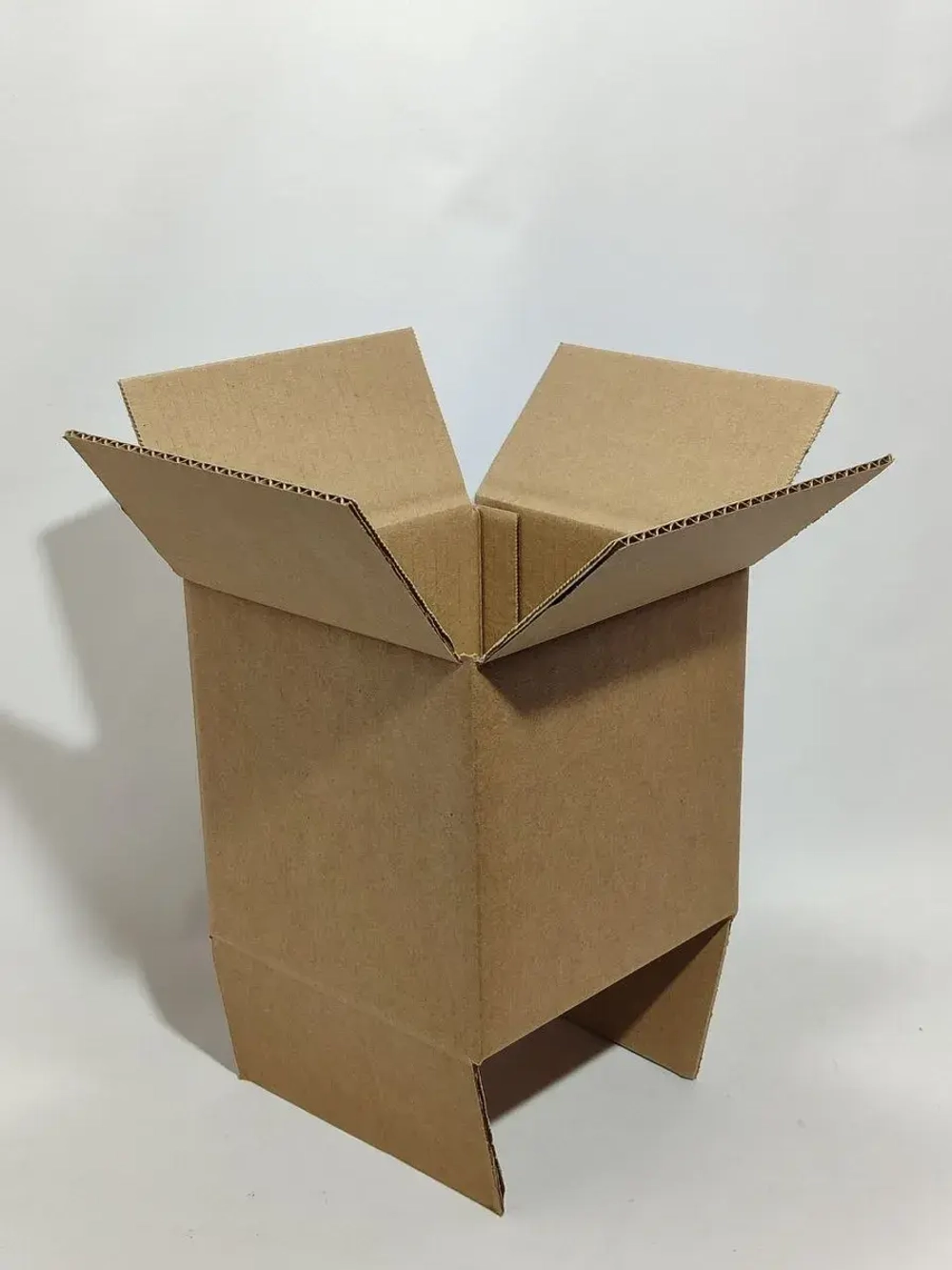 Картонные коробочки маленькие 20 штук 15х15х15 см