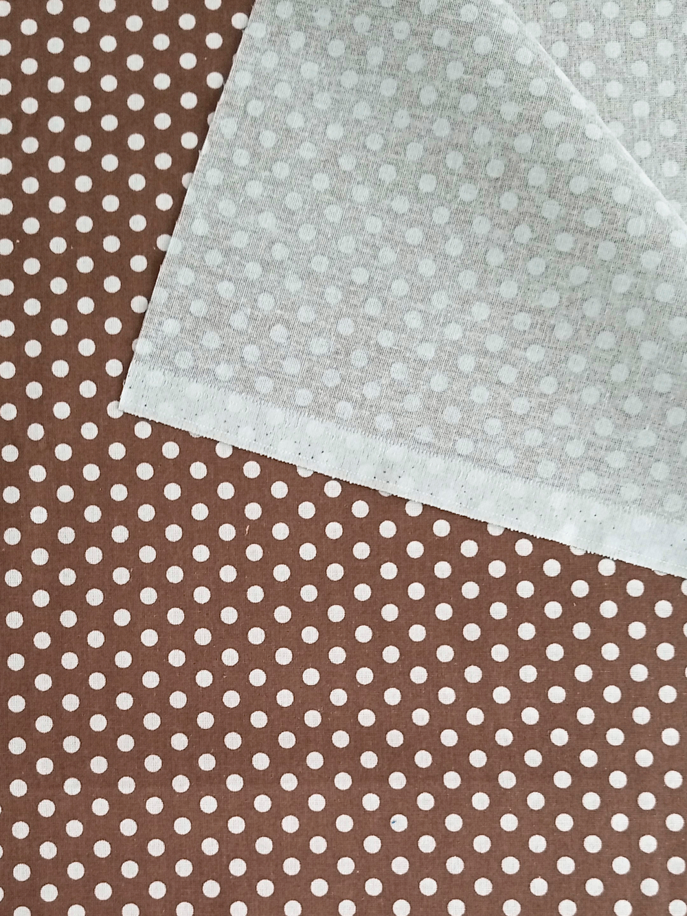 Ткань бязь плательная, рис. " Горох 6 мм", ширина 150 см, арт. 110