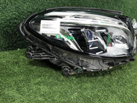Фара правая Mercedes GLE W166 (2015-2018) LED