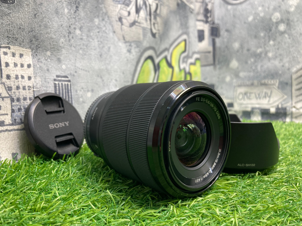 Sony 28-70mm 3.5-5.6 OSS