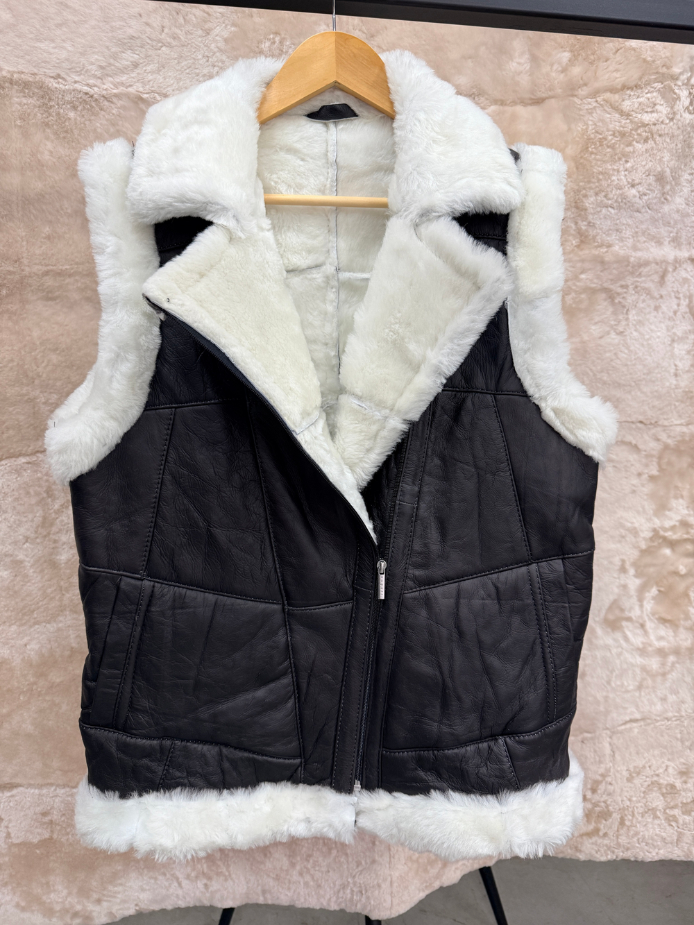 Жилет из натуральной овчины. Косуха, 48 Размер