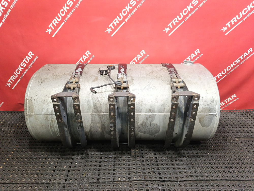 Бак топливный 650 L