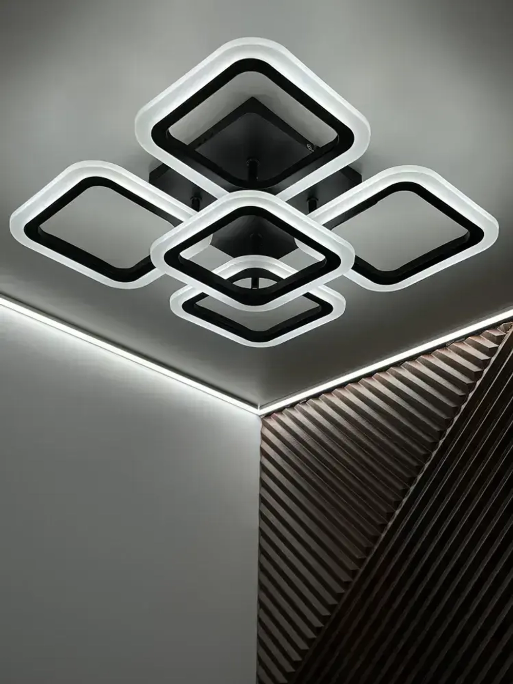 Люстра потолочная с пультом, черная, светильник