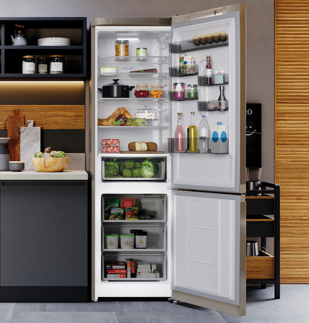 Двухкамерный холодильник Hotpoint HT 6200 BZ бронзовый