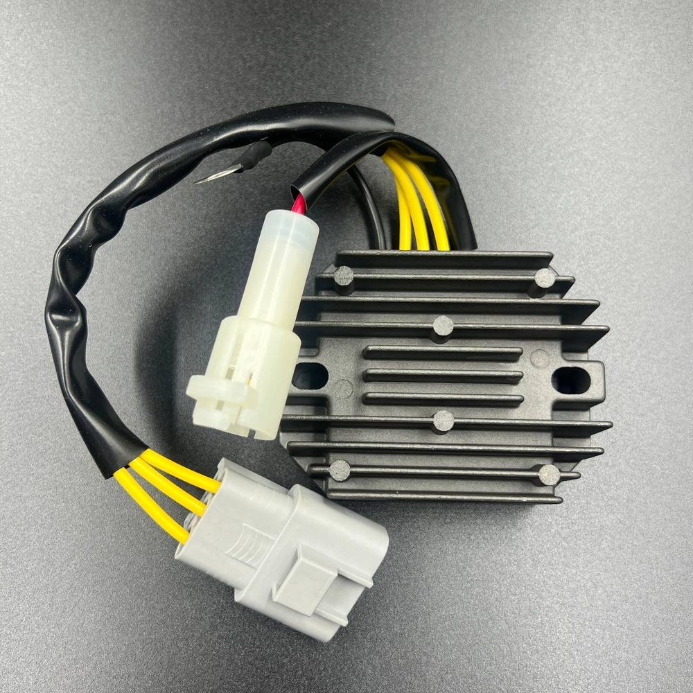 Выпрямитель-регулятор Tohatsu F25-F30 (3AC-76065-1) (JSP)