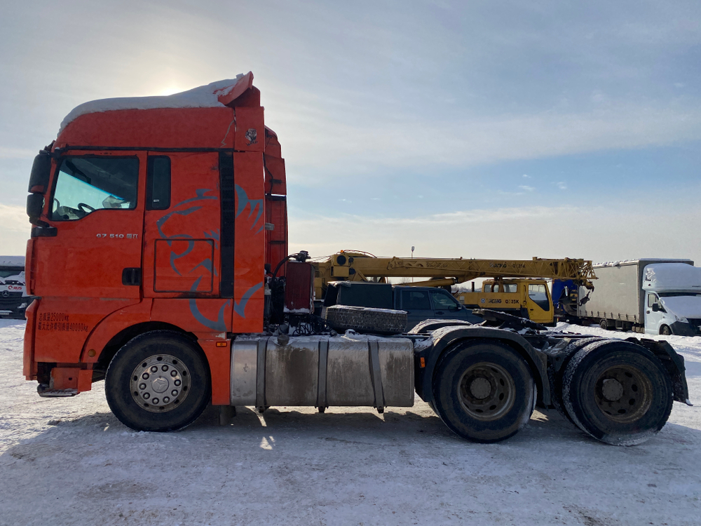 SITRAK C7H 6x4 Седельный тягач ZZ4256V324HF1B (Дизельный, 12,4 л, 484 л.с., АТ)