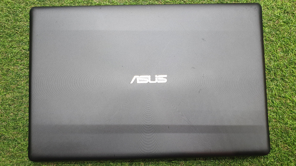 Ноутбук ASUS i7/12Gb/GT 720M 2Gb/ F550CC-XO1346H [90nb00w2-m25390]/Windows 10