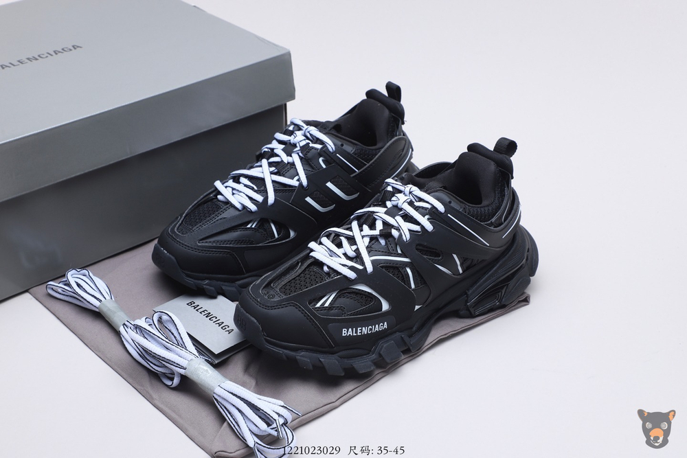 Кроссовки Track Trainers Black/White