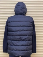 Жилетка мужская с капюшоном