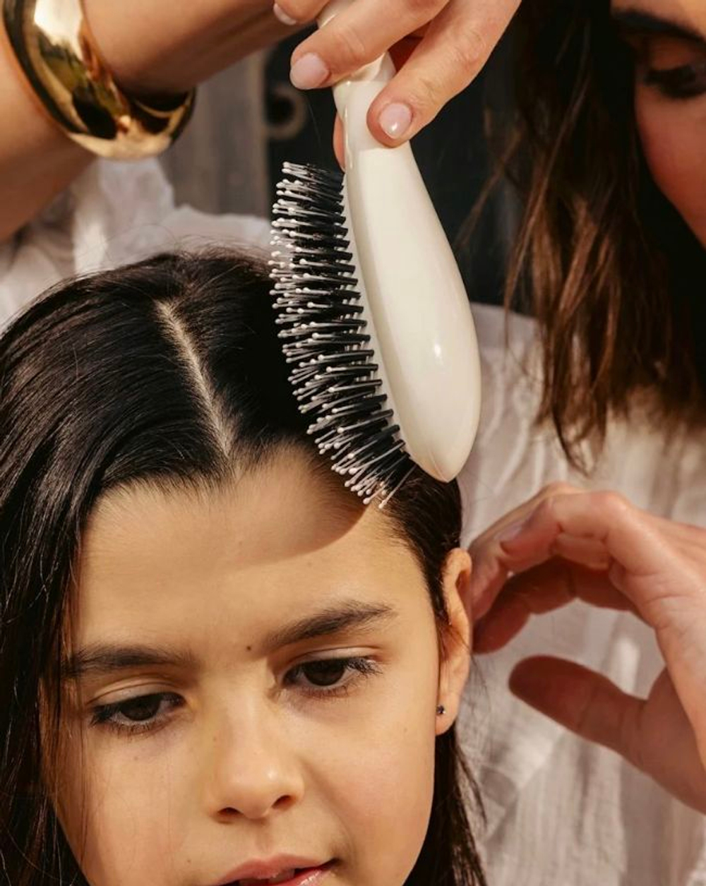 La Bonne Brosse Массажная расческа для волос N 03 Essential Sensitive Scalp Brush - Creamy White