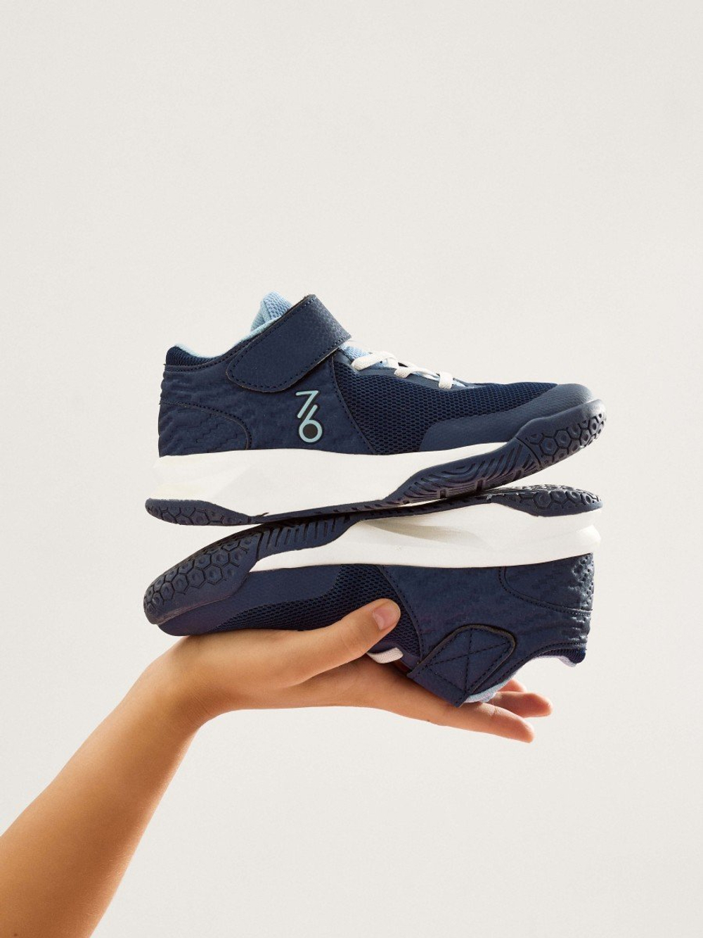 Кроссовки для тенниса Детские SEVENSIX LEO KIDS для всех покрытий