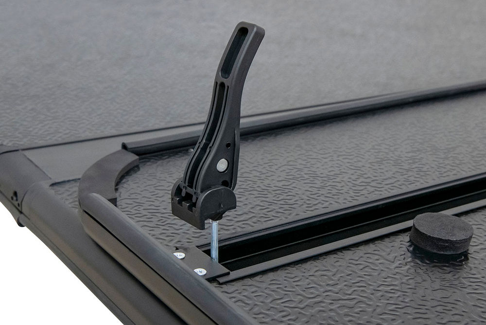 Крышка кузова ISUZU D-MAX 2013+, трёхсекционная, алюминиевая, черная