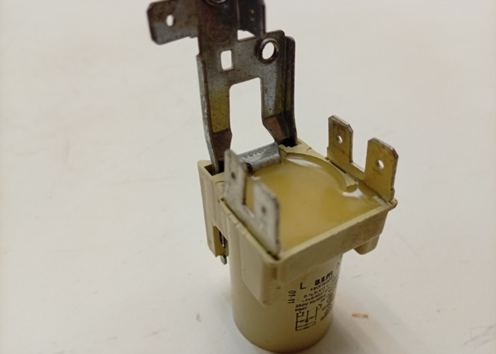 STA4648D ктп9 Сетевой фильтр для посудомоечной машины SMEG STA4648D б/у
