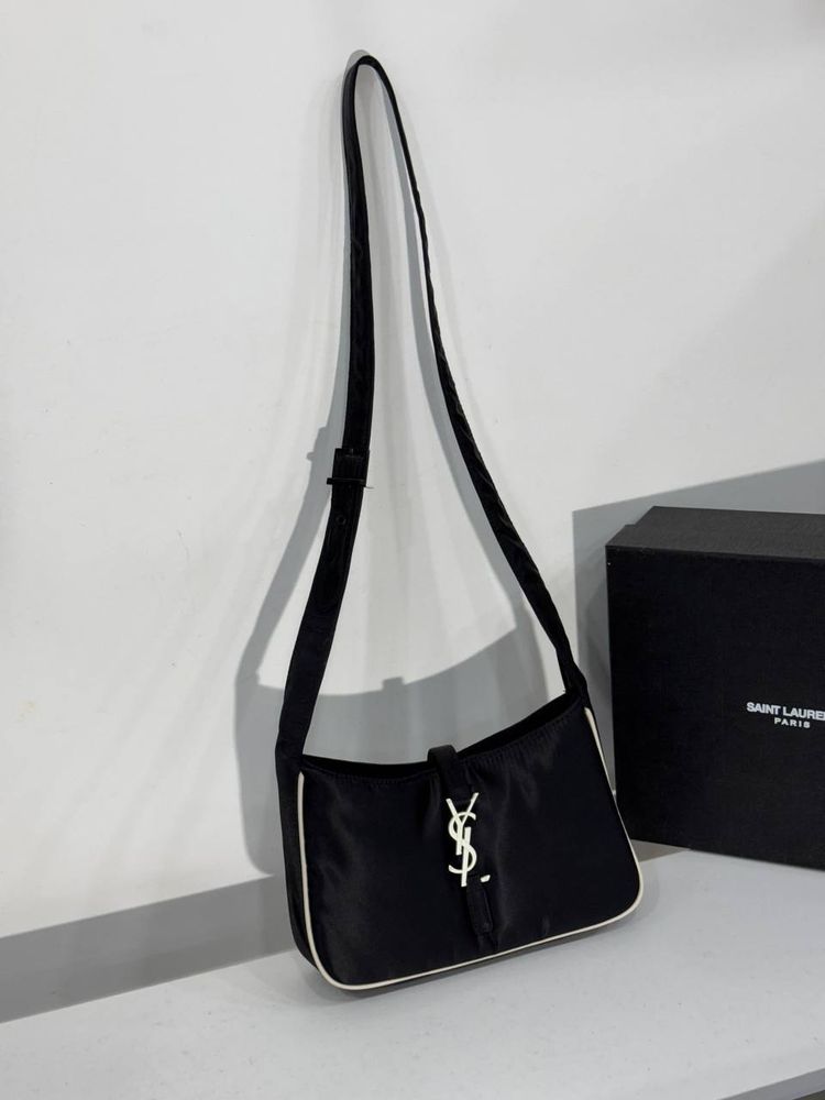 Сумка Yves Saint Laurent