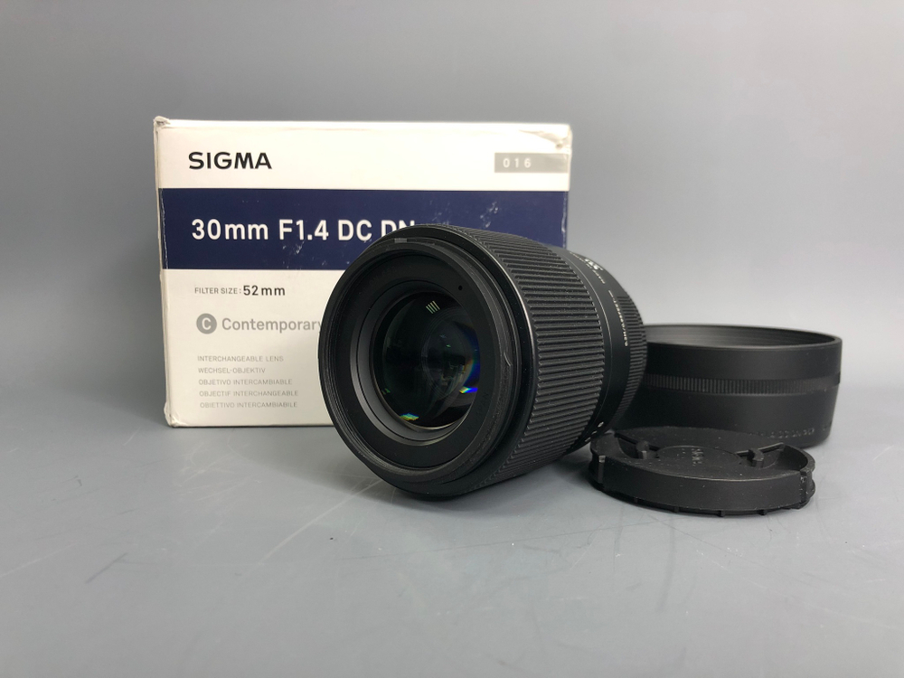 Sigma 30mm 1.4 DC DN Micro 4/3