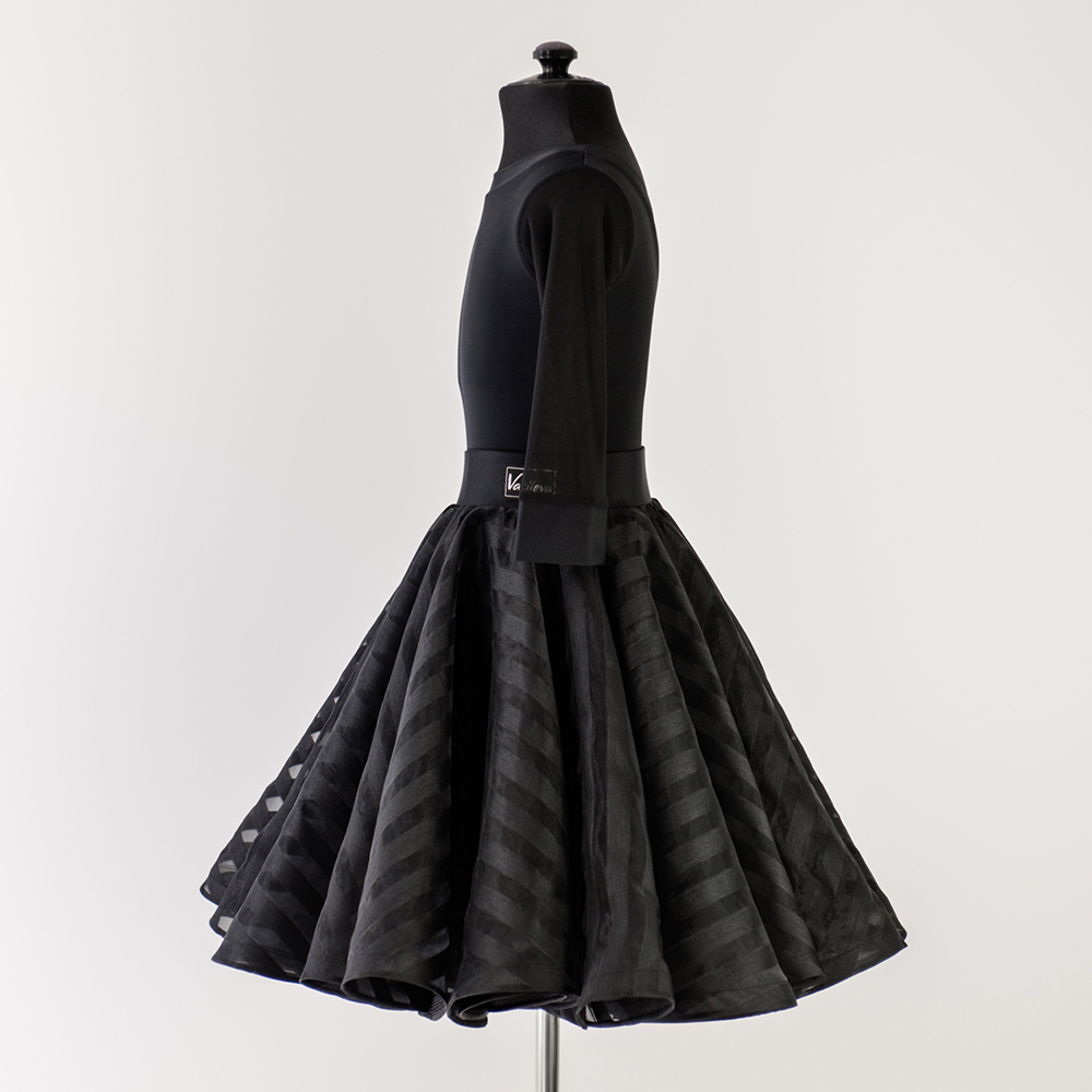 необычное платье для танцев