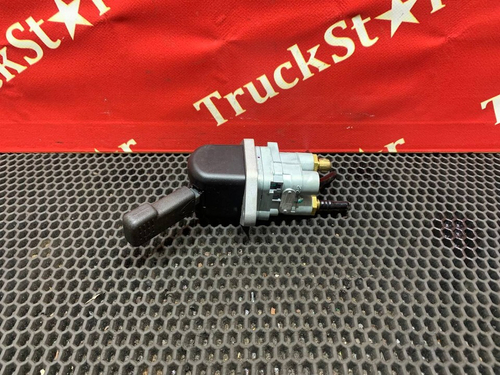 Кран ручного тормоза 2023г