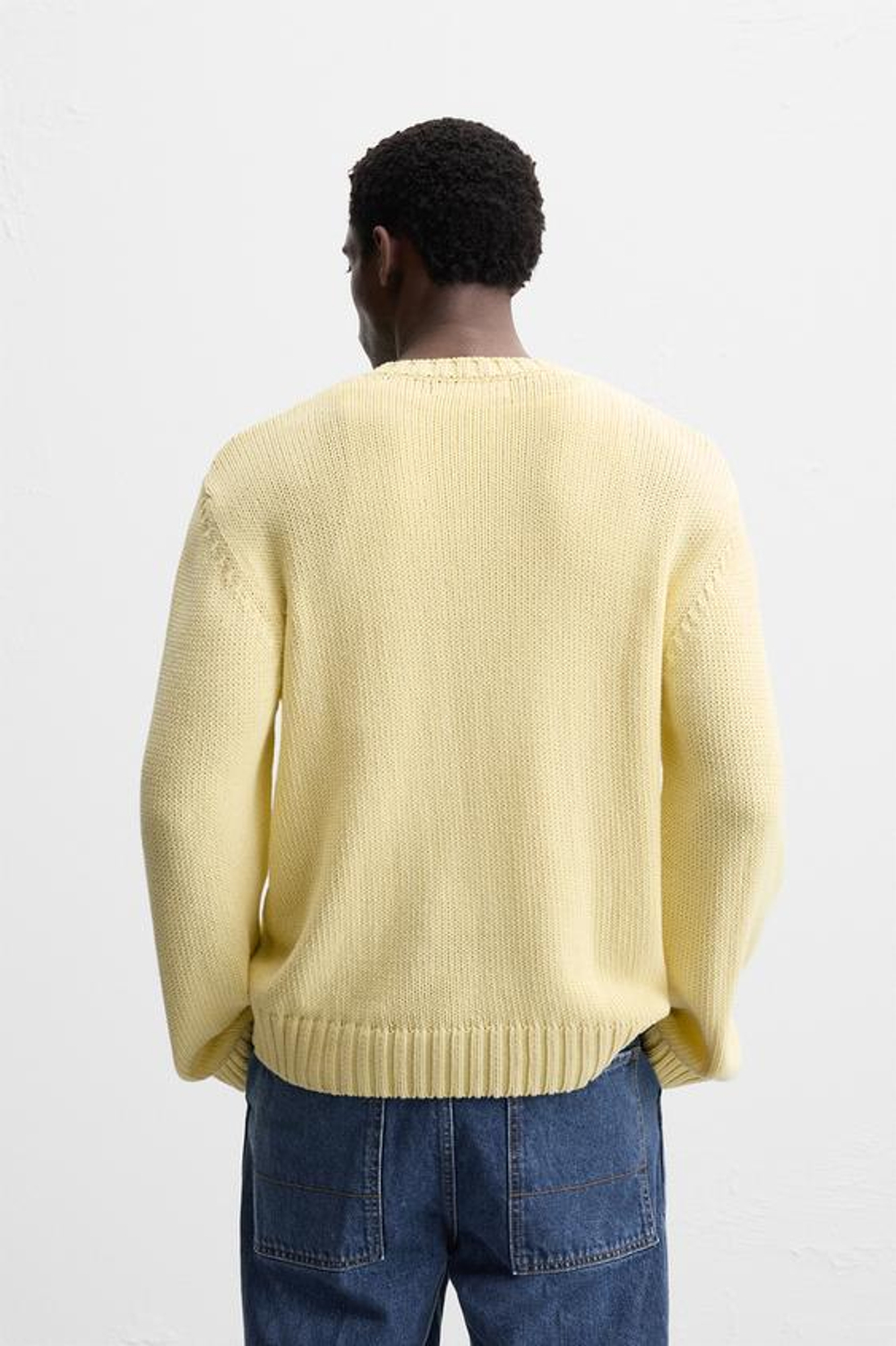 ZARA СВИТЕР С V-ОБРАЗНЫМ ВЫРЕЗОМ, ЖЕЛТЫЙ