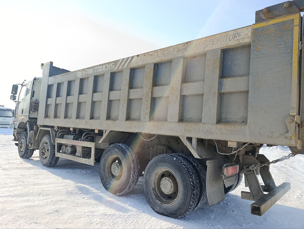 FAW J6 8x4 Самосвал CA3310P66K24T4E5 (Дизельный, 11,1 л, 420 л.с., МТ)