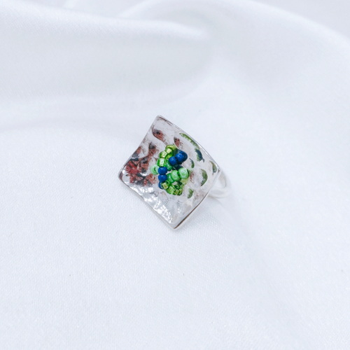 "Кори" кольцо в родиевом покрытии из коллекции "Гауди" от Jenavi