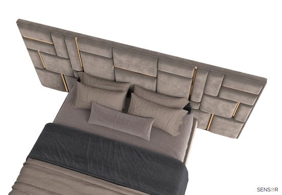 Кровать Howard с широким изголовьем