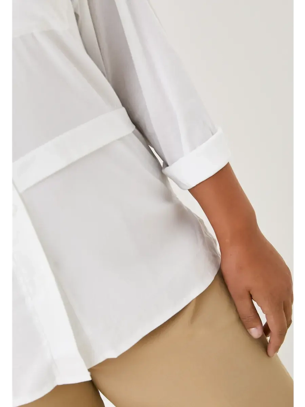 Блузка белая