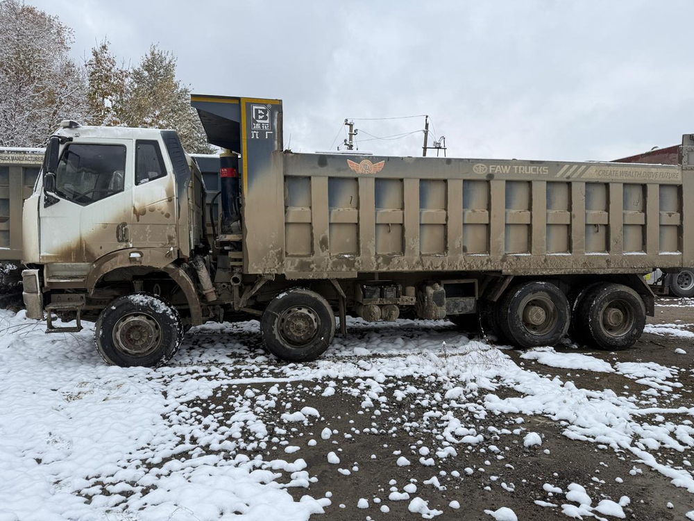 FAW J6 8x4 Самосвал СА3310Р66K24T4E5 (Дизельный, 11,1 л, 420 л.с., МТ)