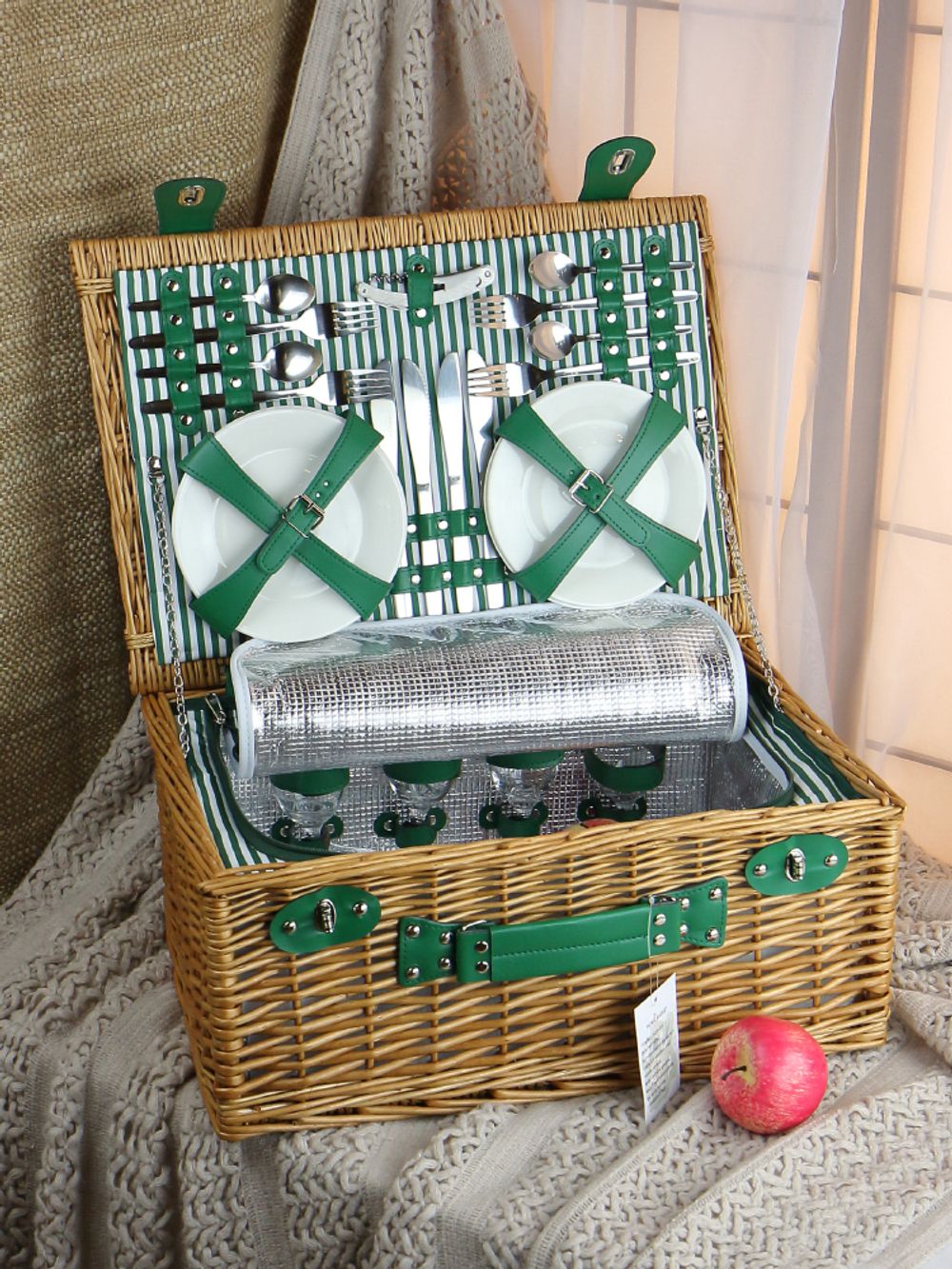 HOLYDAY BASKET Набор для пикника с термосумкой на 4 персоны