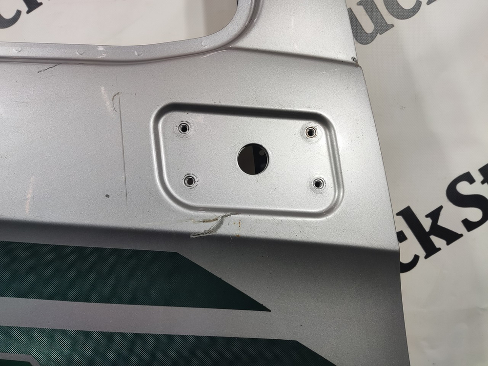 Дверь правая 2023 год.