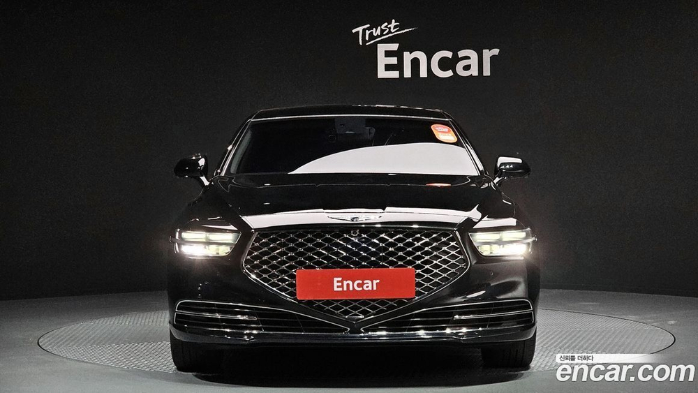 Genesis G90 5.0 AWD (04.2021)