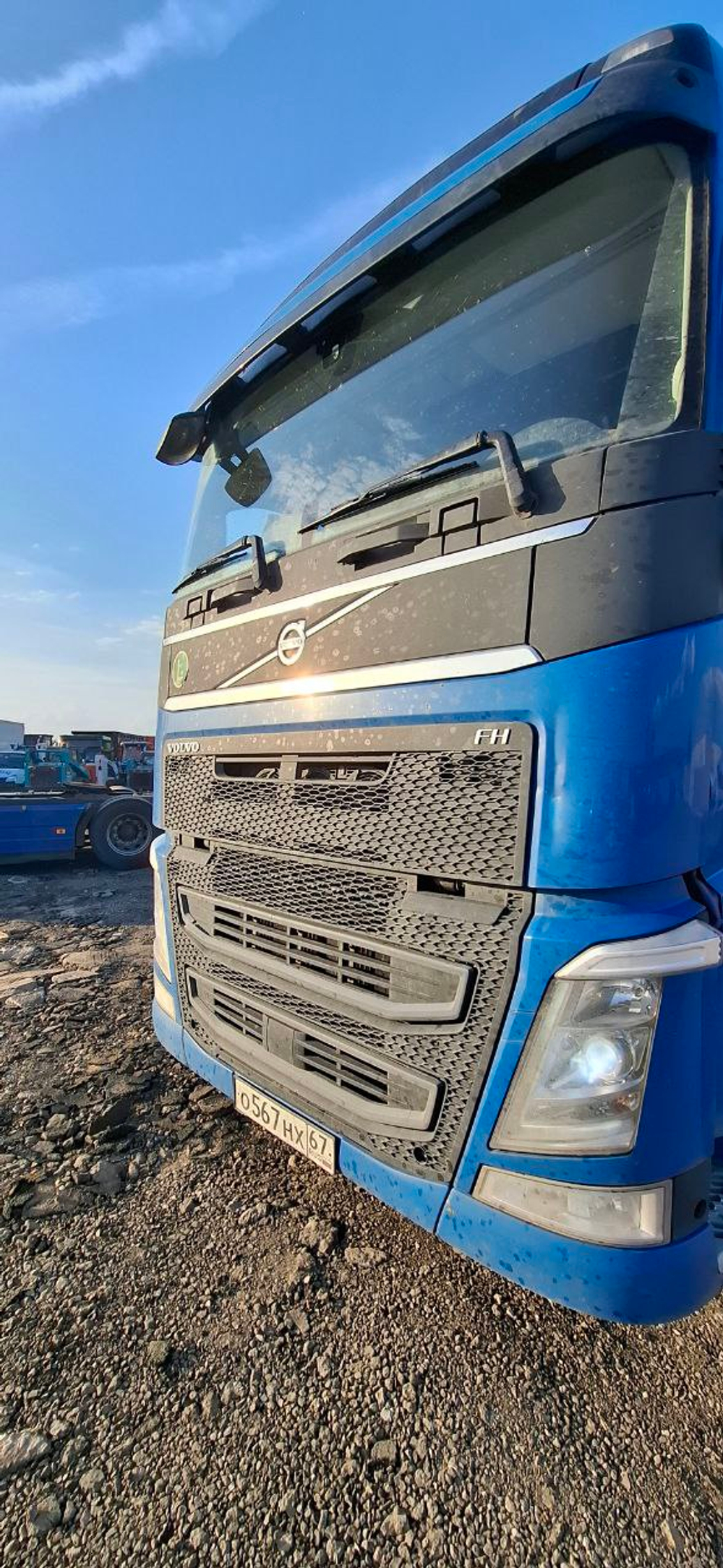 Volvo FH 4x2 Седельный тягач FH-TRUCK (Дизельный, 12,8 л, 510 л.с., АТ)