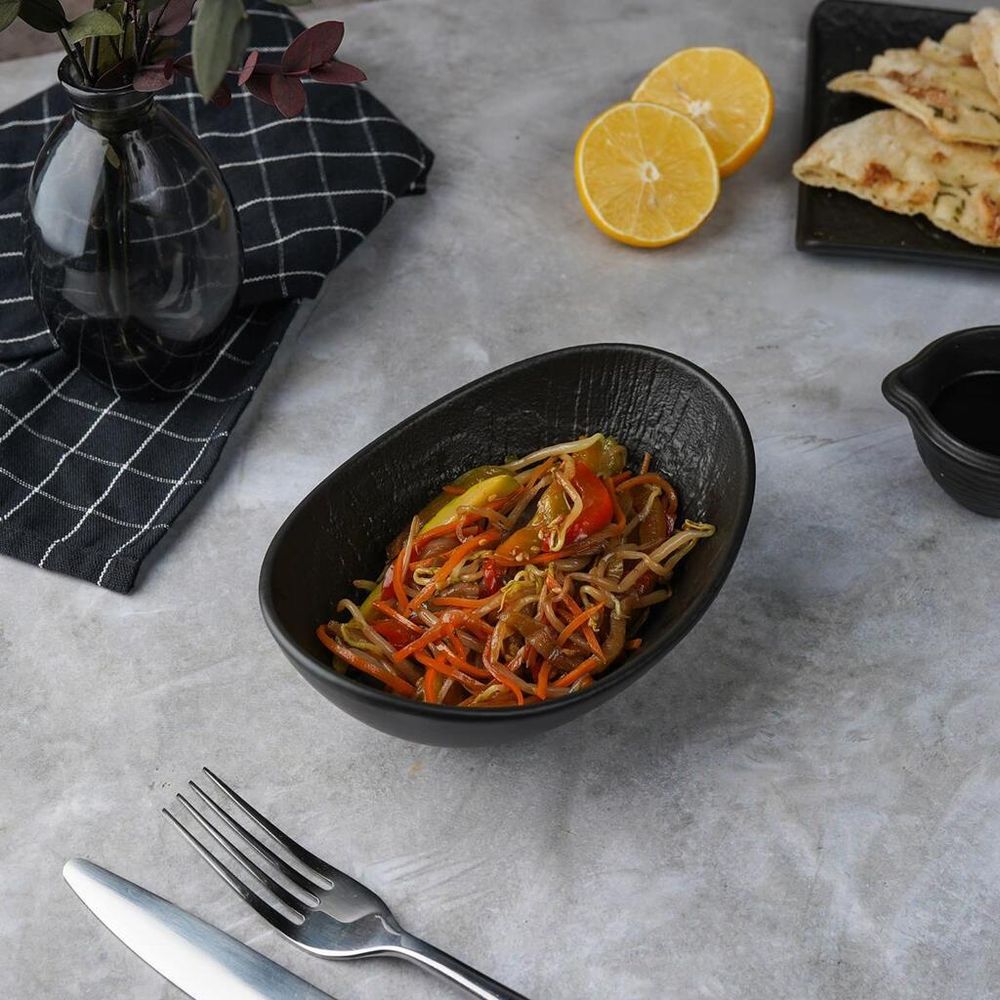 Салатник 300 мл овальный 16*12 см h6 см   P.L. Proff Cuisine [6]