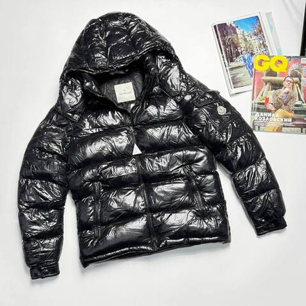 Пуховик Moncler