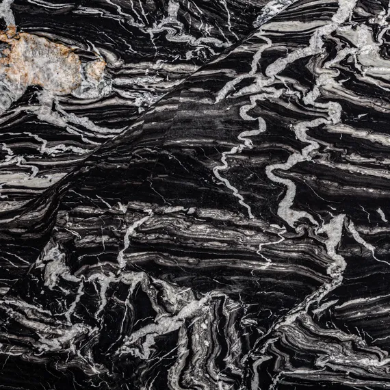 Современный обеденный стол Gautby