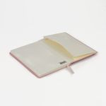 Блокнот в клетку с резинкой А5 (148x218 мм), 80 л., под кожу розовый BRAUBERG "Metropolis Special", 111579