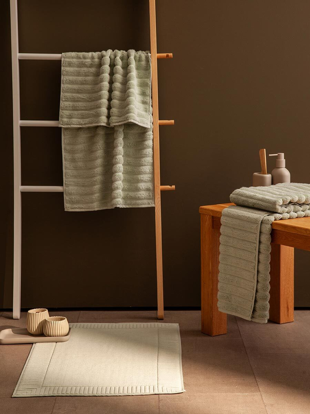 Коврик для ванной с фактурным бортиком мятного цвета из коллекции essential, 50x80 см